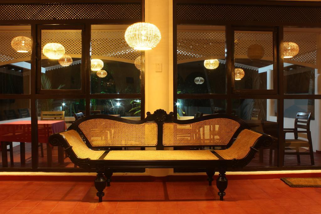 Hideaway Hikkaduwa Hotel Exterior photo